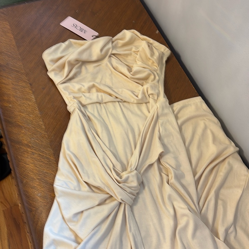 Micas Strapless Dress